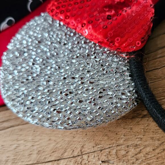 Mickey Mouse Hat and Minnie Mouse Ears New - Picture 4 of 4